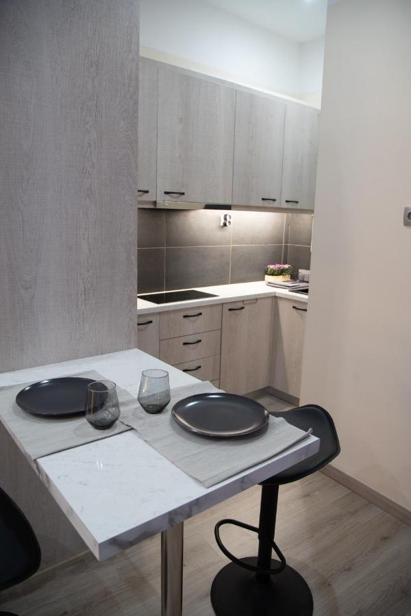 Modern Apartment Downtown أثينا المظهر الخارجي الصورة